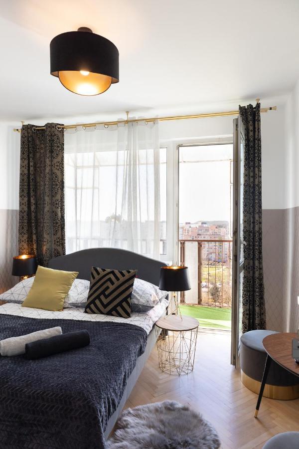 Clicktheflat Conrada Apart Rooms Warsaw Exterior photo