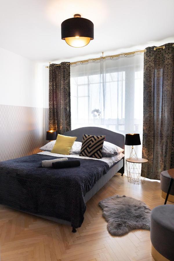 Clicktheflat Conrada Apart Rooms Warsaw Exterior photo